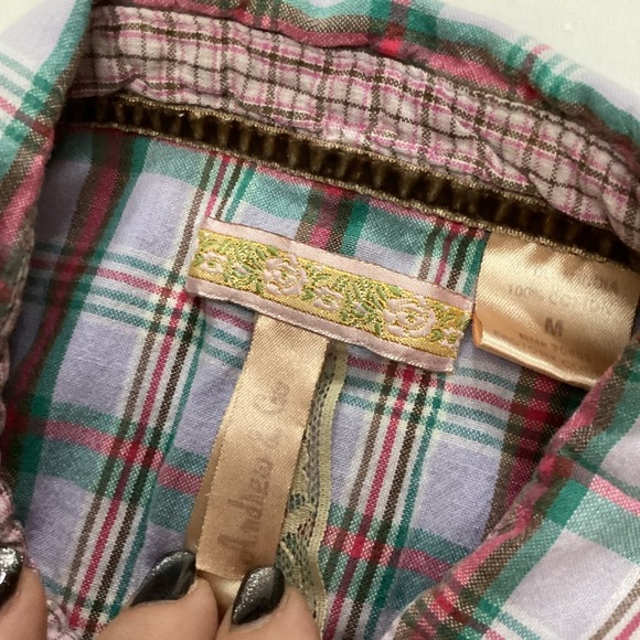 Andaze Co. Womens Western Plaid Shirt Embroidered Floral Accents Medium - Picture 4 of 7